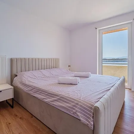 & Blue With Sea View *