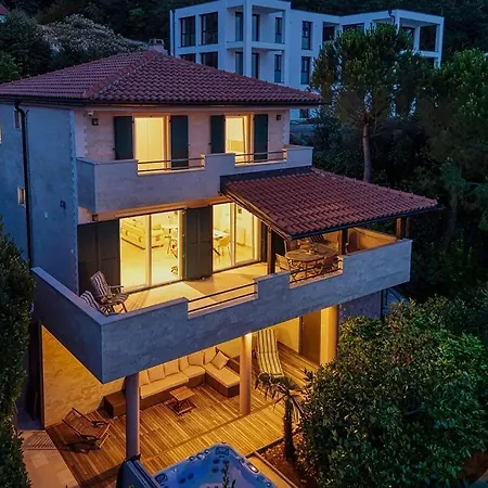 & Blue With Sea View * Omišalj